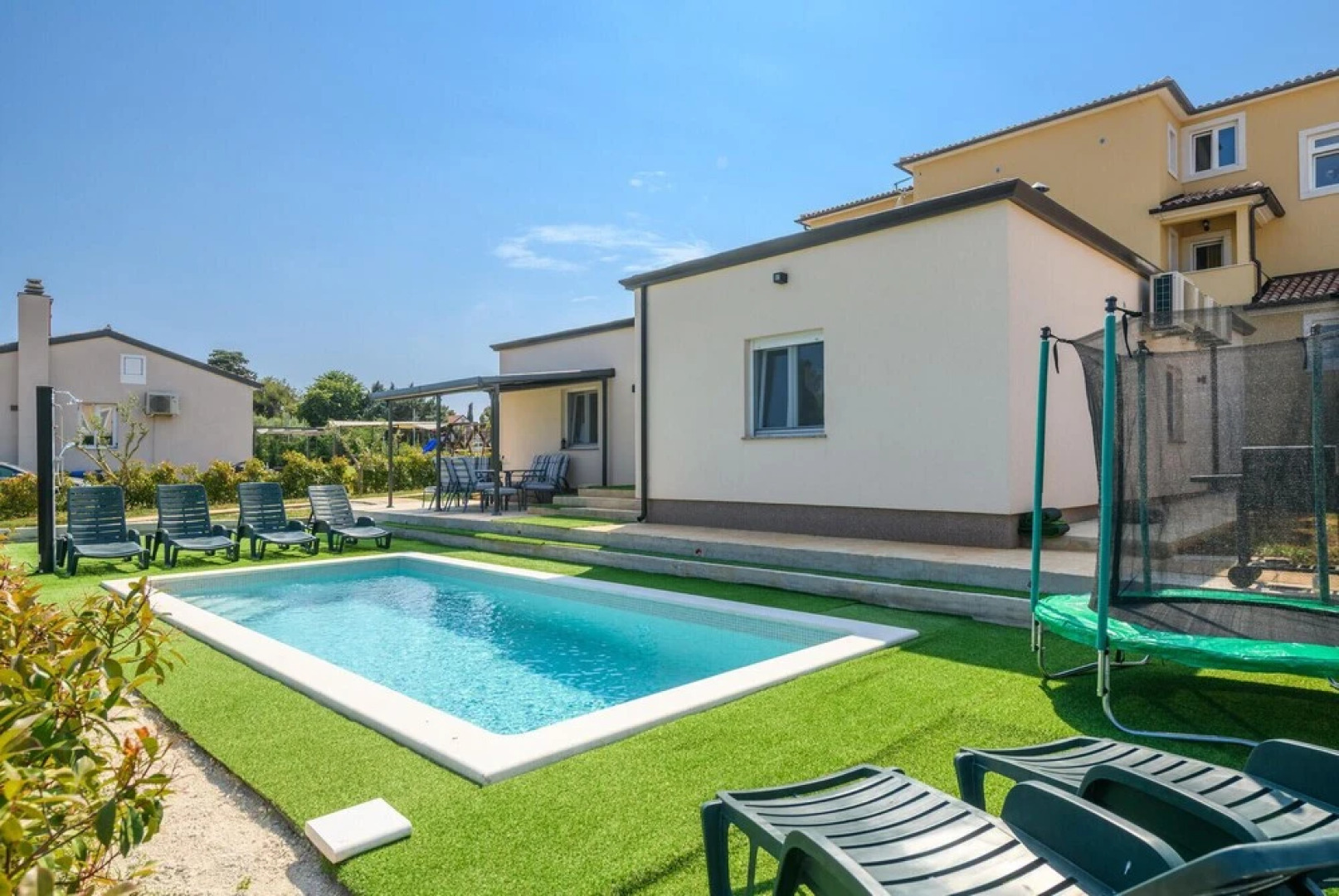 Amazing Home in Banjole With 3 Bedrooms, Wifi and Outdoor Swimming Pool