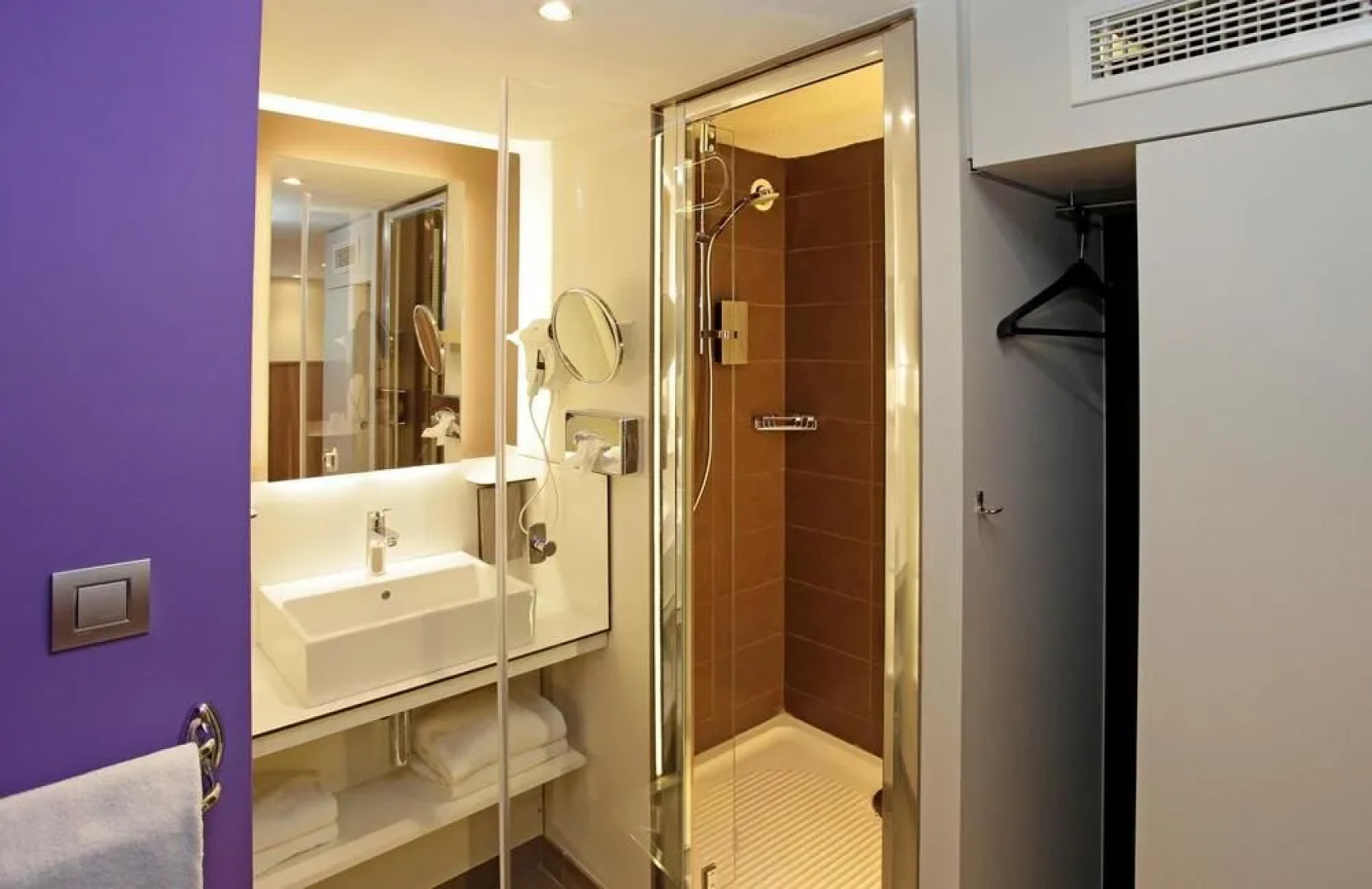 Hôtel Kyriad Avignon - Le Pontet