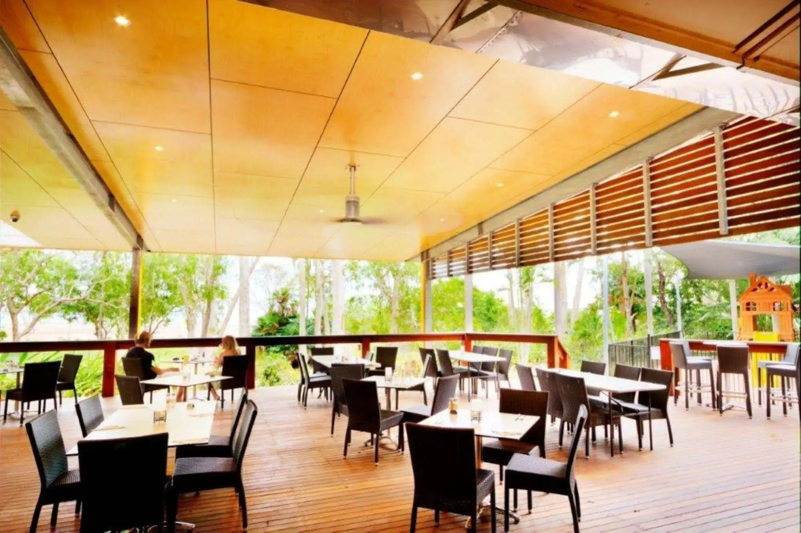 Albatross Bay Resort