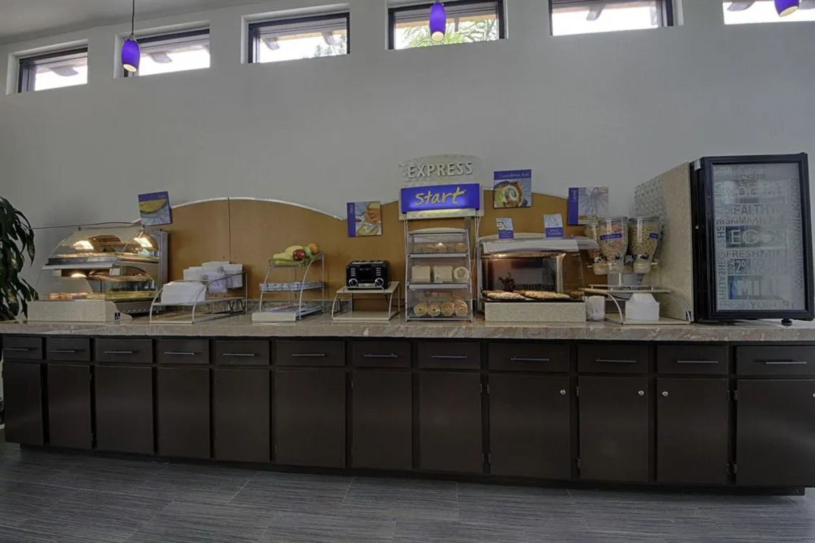 Holiday Inn Express & Suites Solana Beach - Del Mar