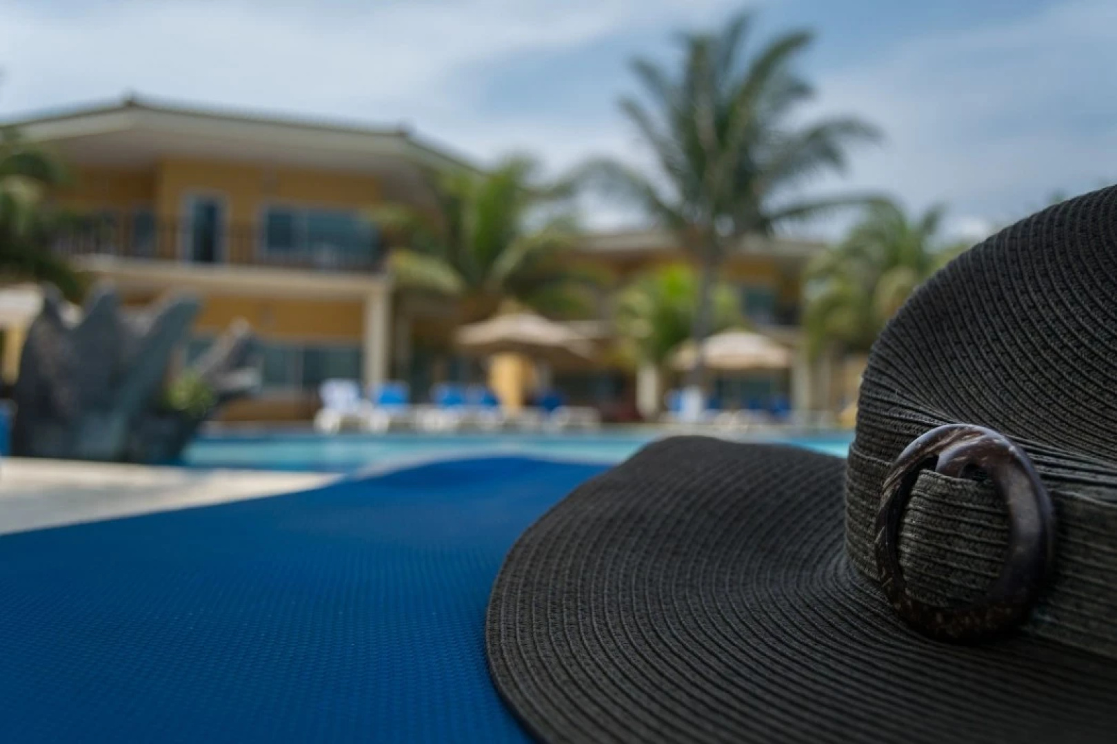 Hotel Cayman Suites