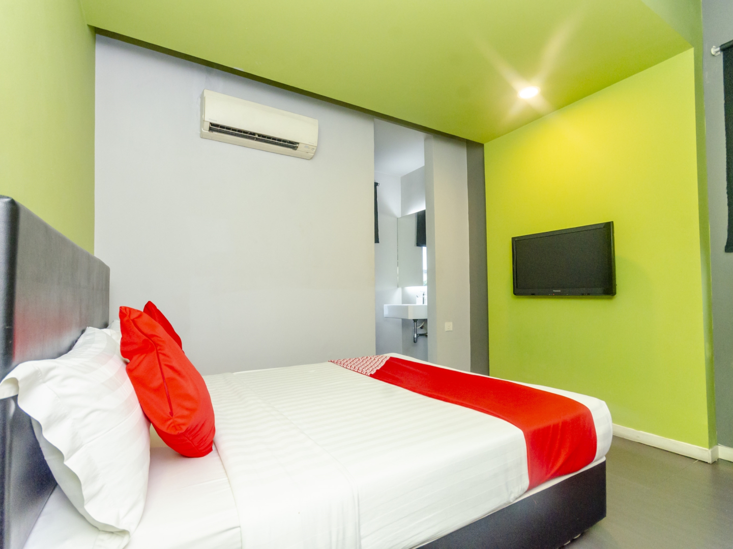 Rooms Boutique Hotel