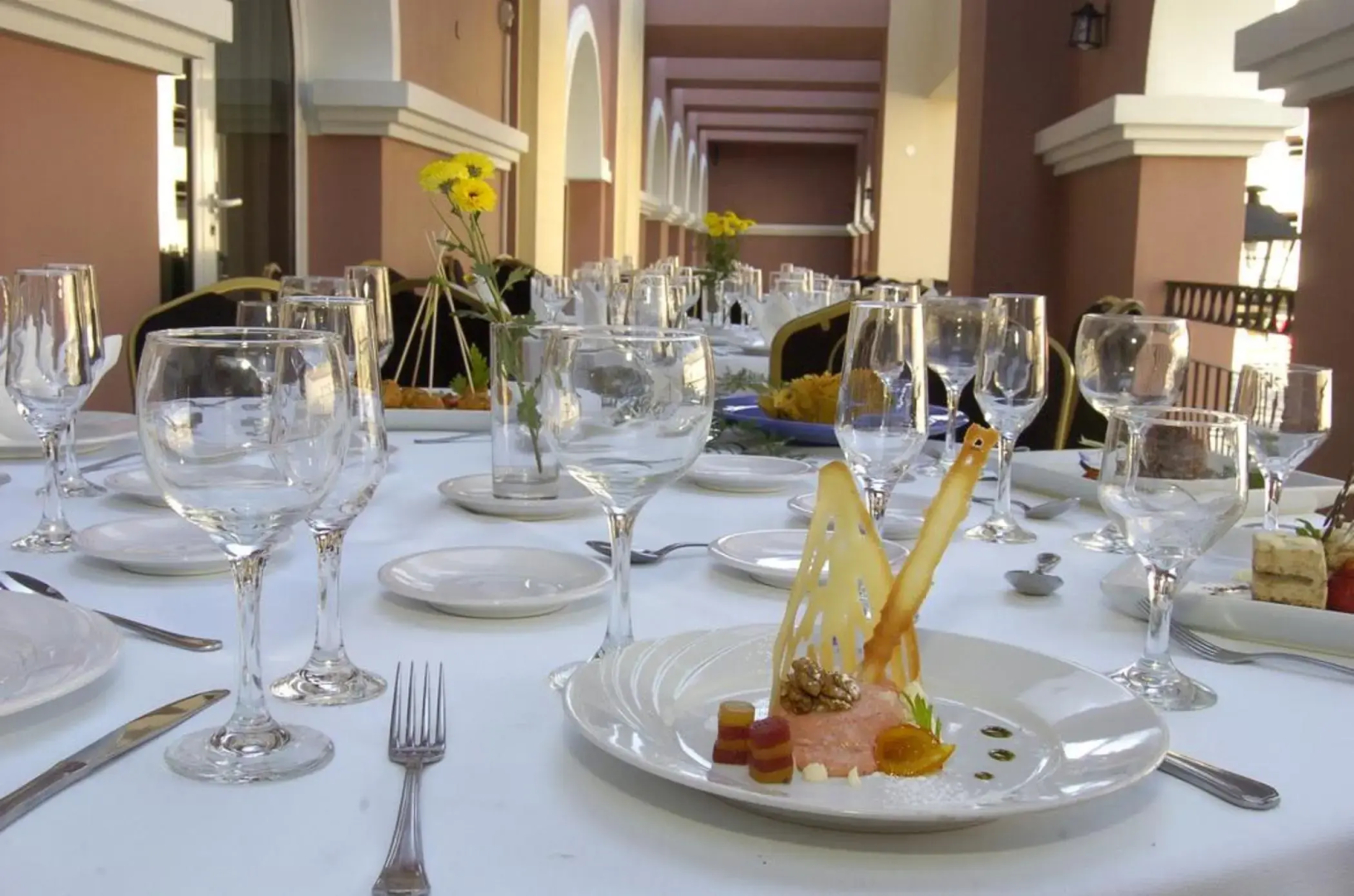 Naindo Park Hotel
