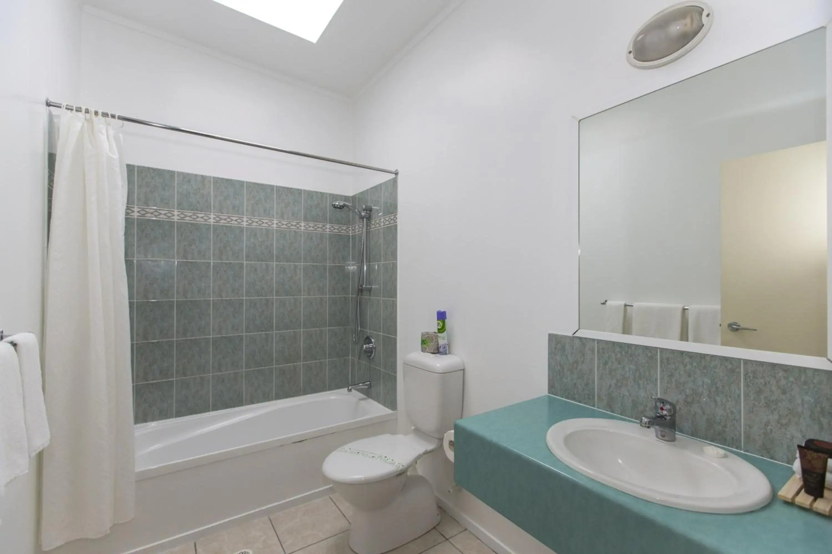 Asure Fernhill Motor Lodge