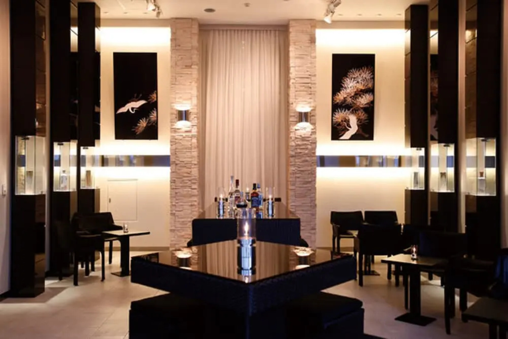 Отель The Screen