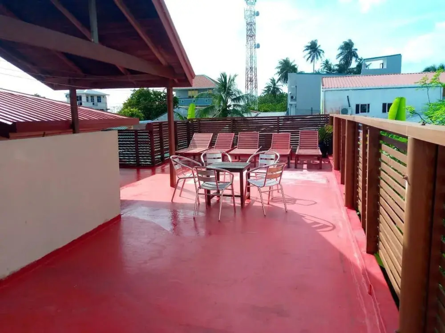Sea Breeze View