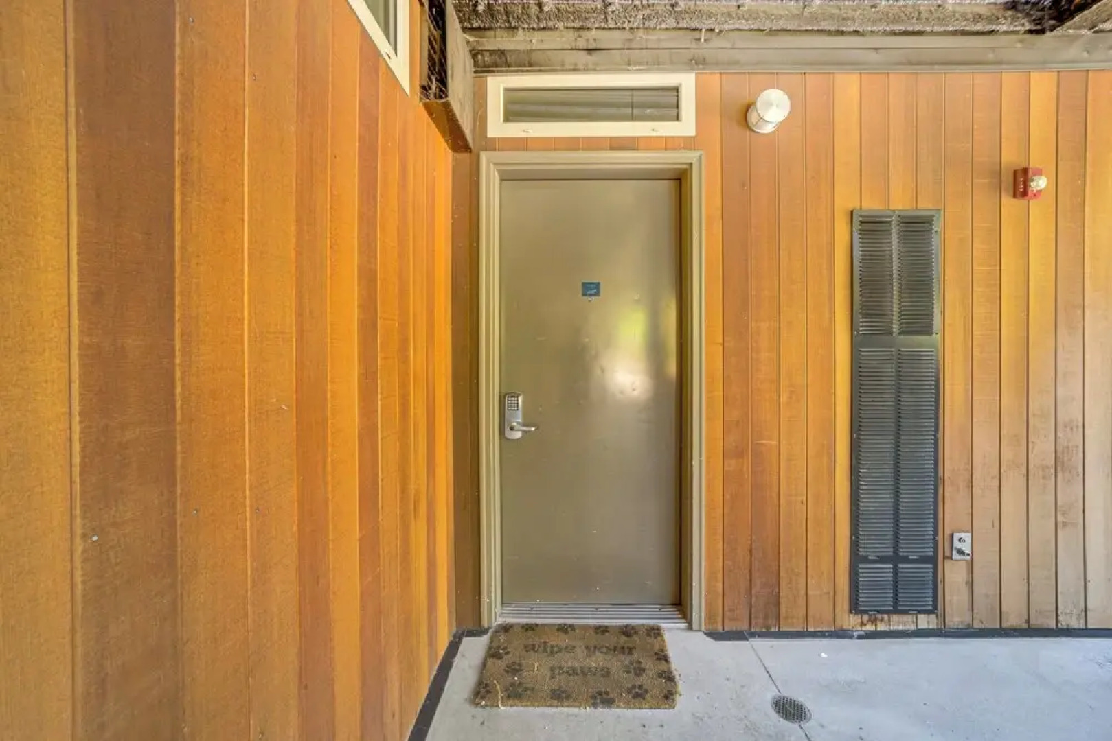 Steps to Lake Chelan: Condo w/ Resort Amenities!