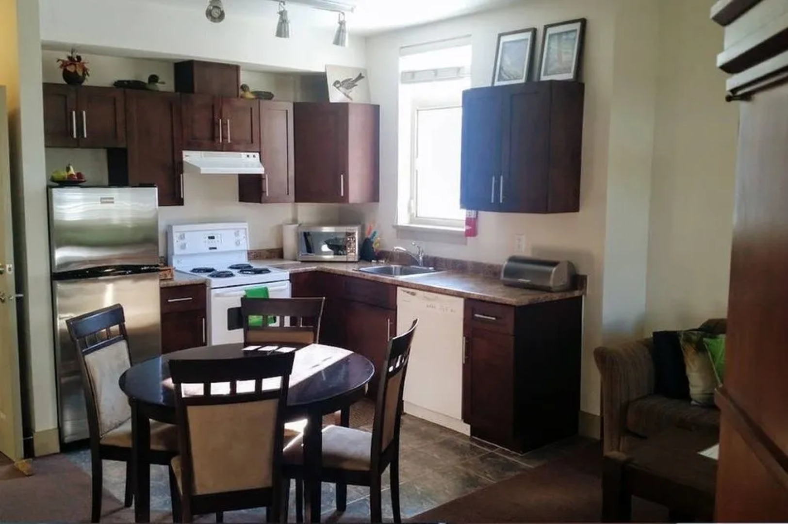 Pemberton Gateway Village Suites