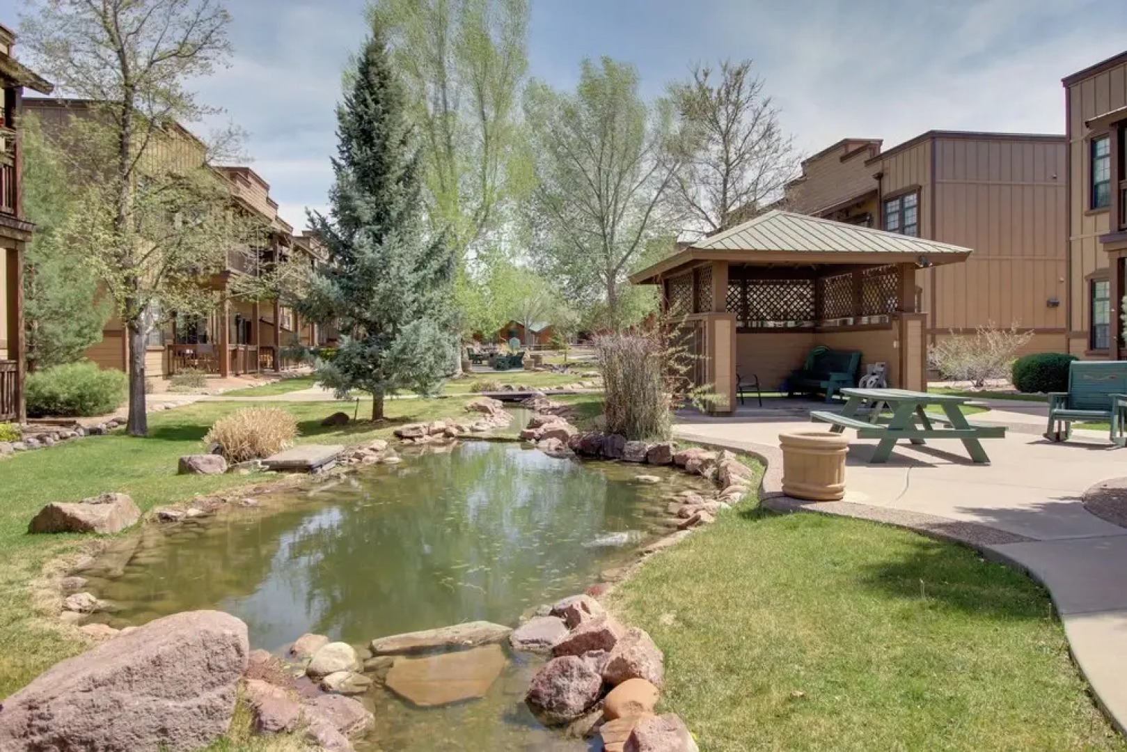 Overgaard Condo w/ Balcony, Near Hiking & Golfing