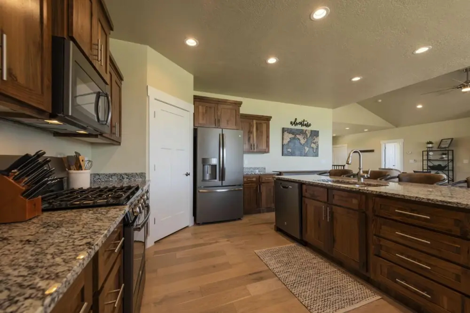 Lotus Lodge With Bear Lake Luxury Rentals