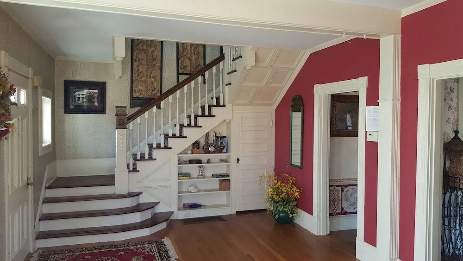 Kuttawa Harbor House