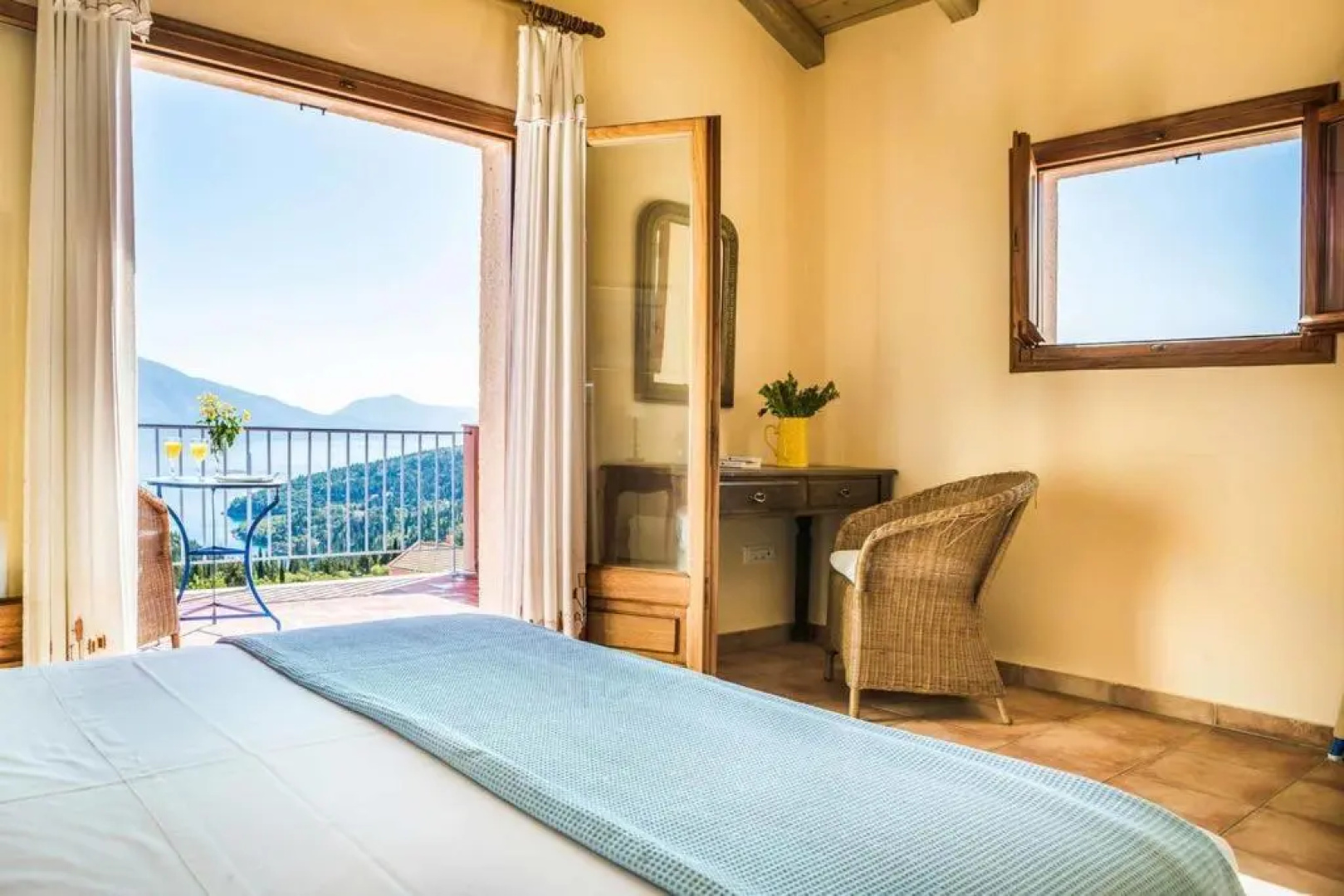 Villa Helios sea view & pool 3km from Fiskardo