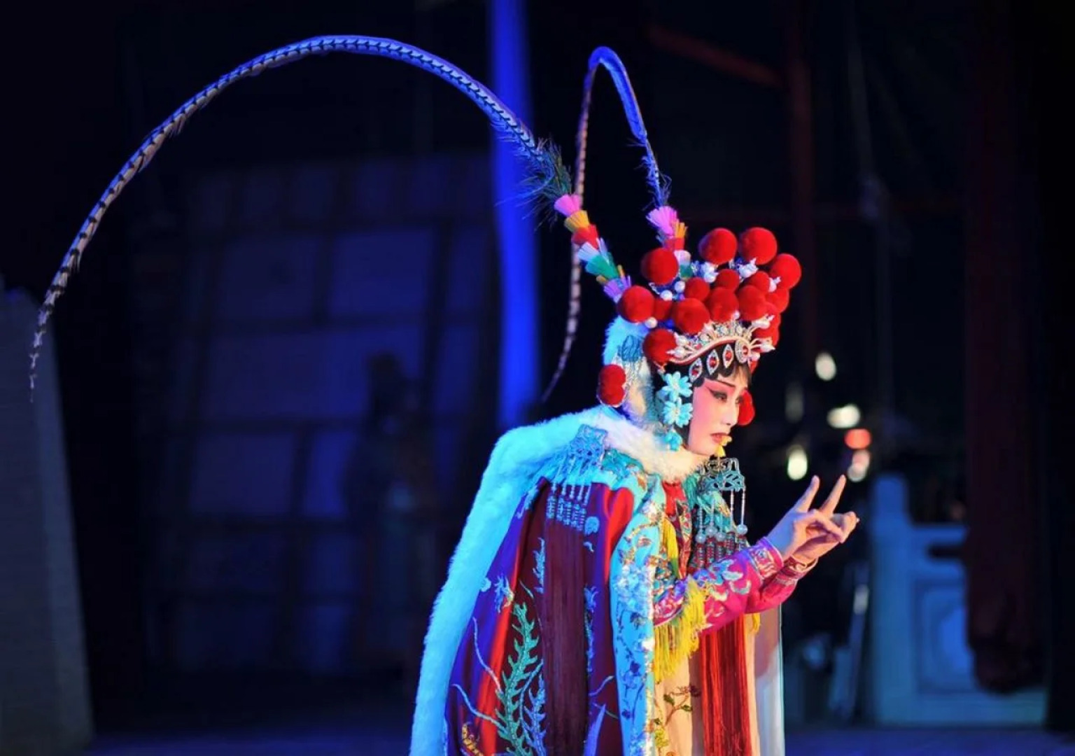 Huaqiao New Century Grand Hotel