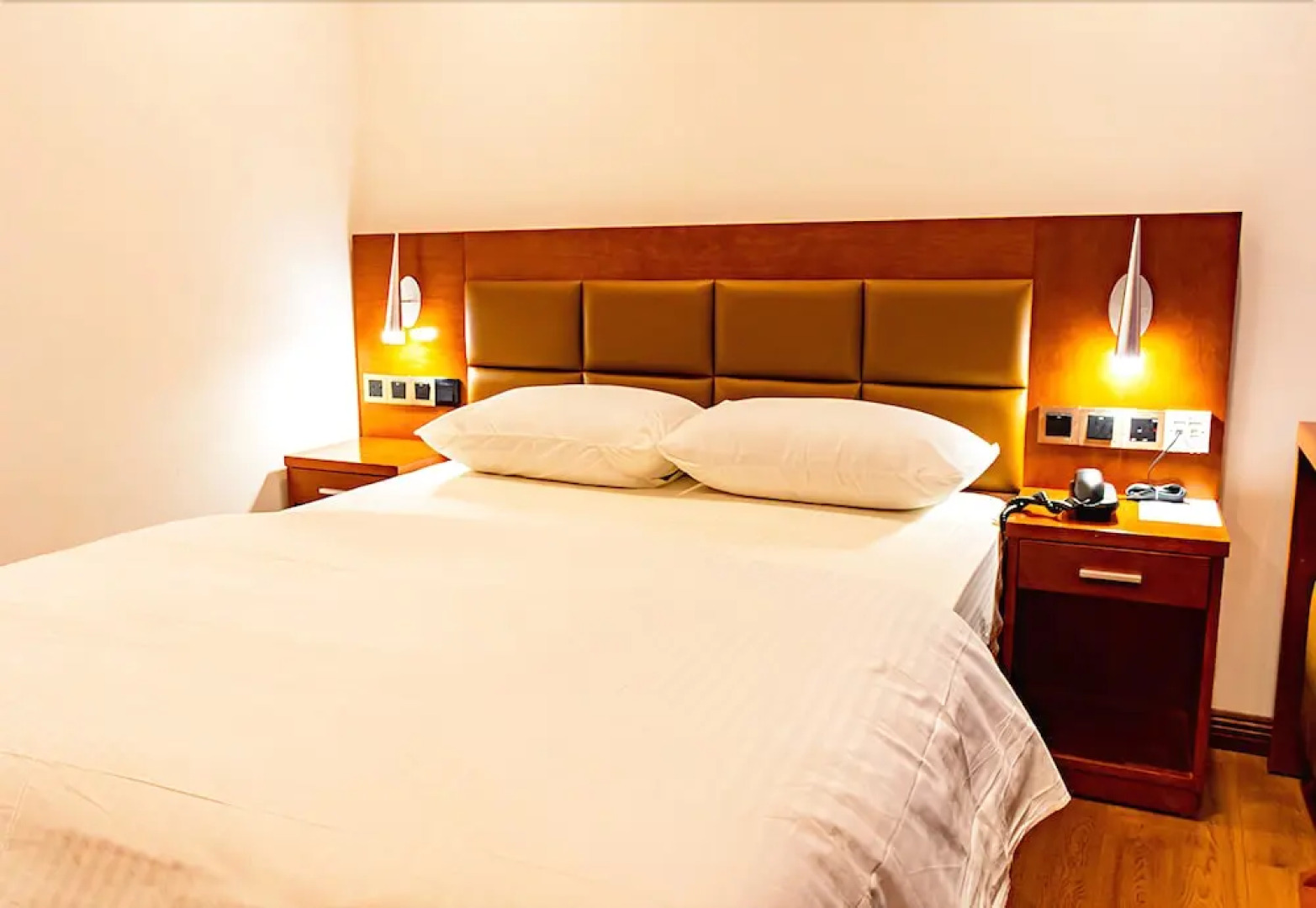 Dhon Manik Beach View