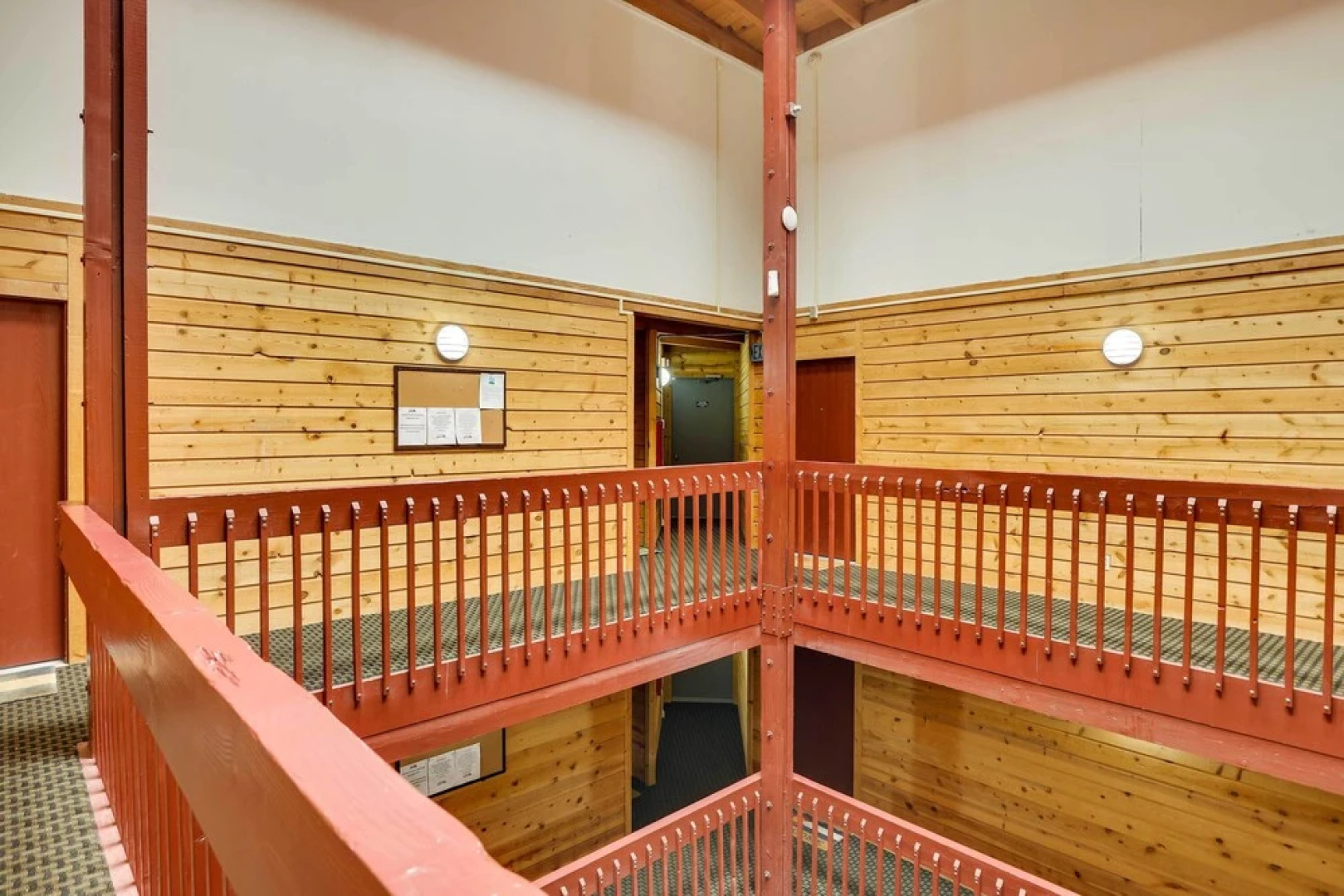 Silverthorne Condo W/pool Access - Shuttle to Town