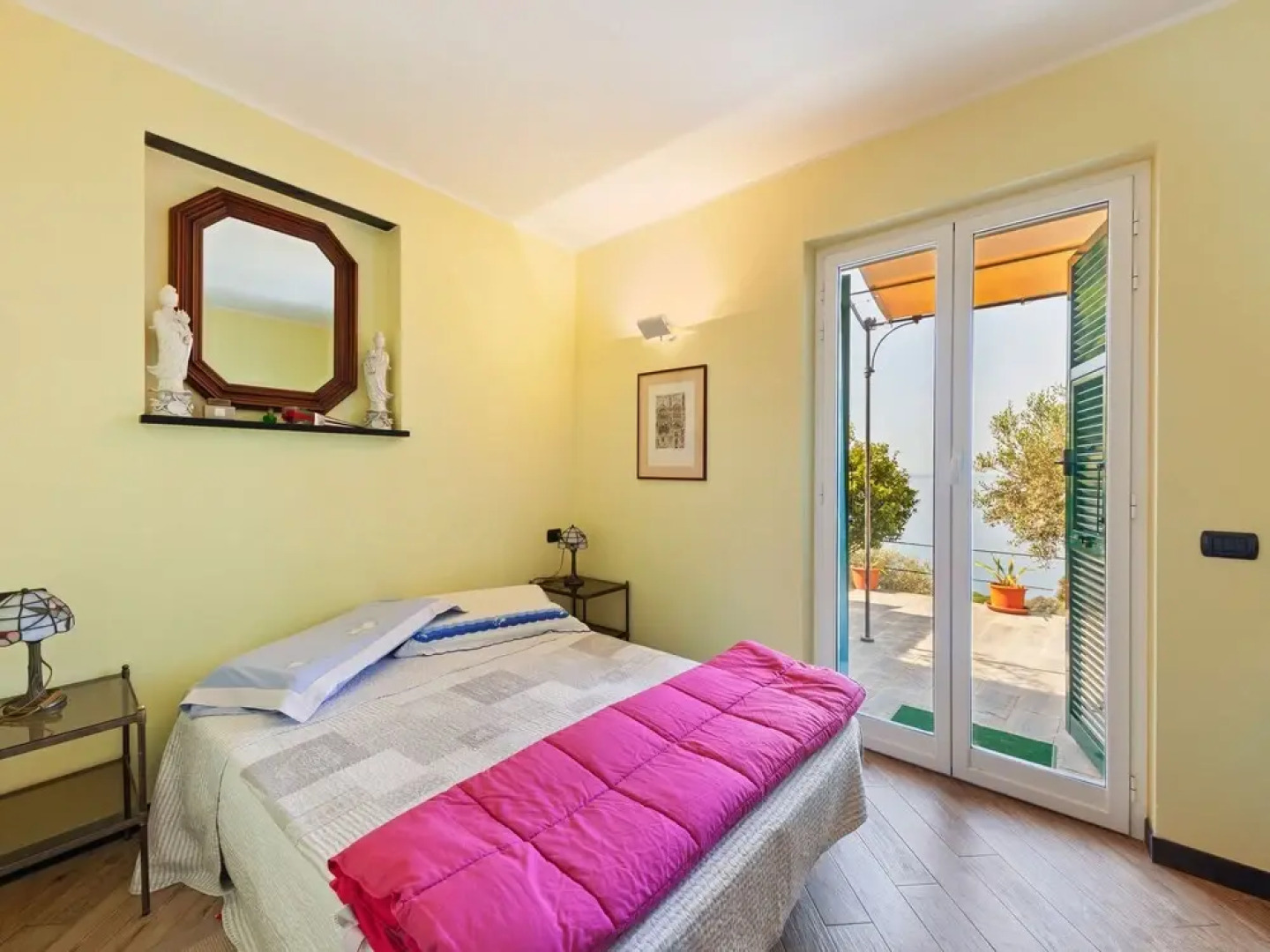 Lovely Apartment in Villa With Garden