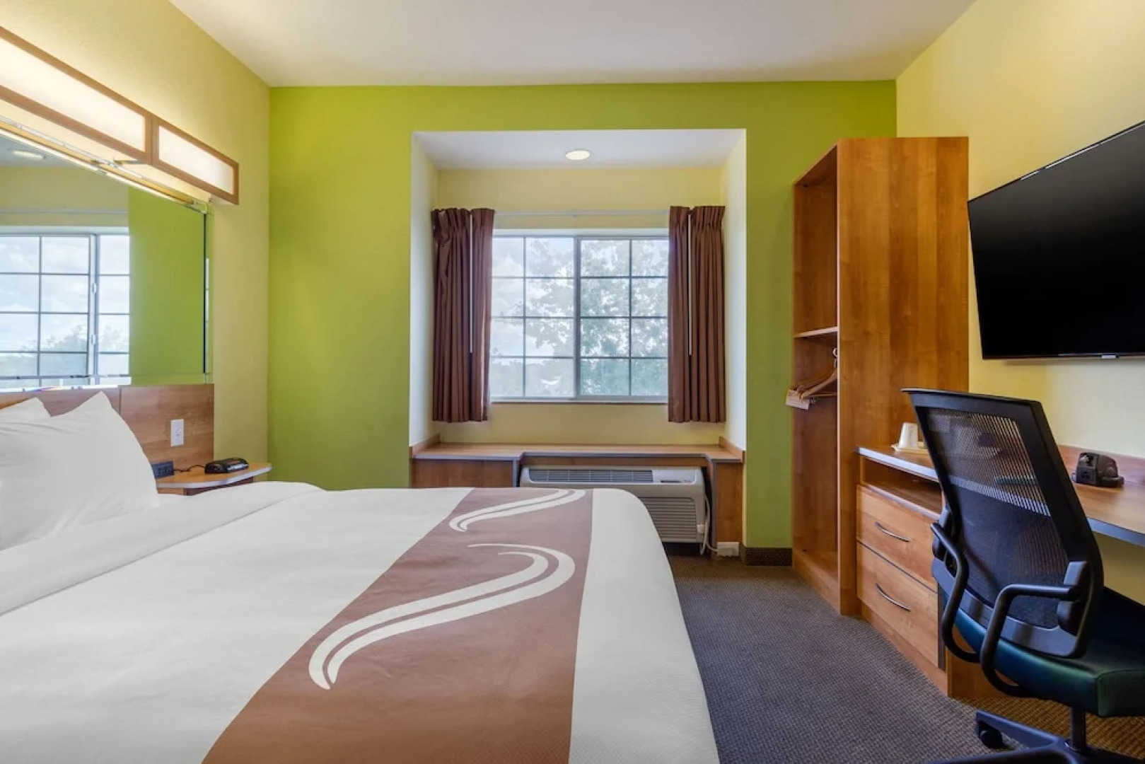 Microtel Inn & Suites by Wyndham Lehigh