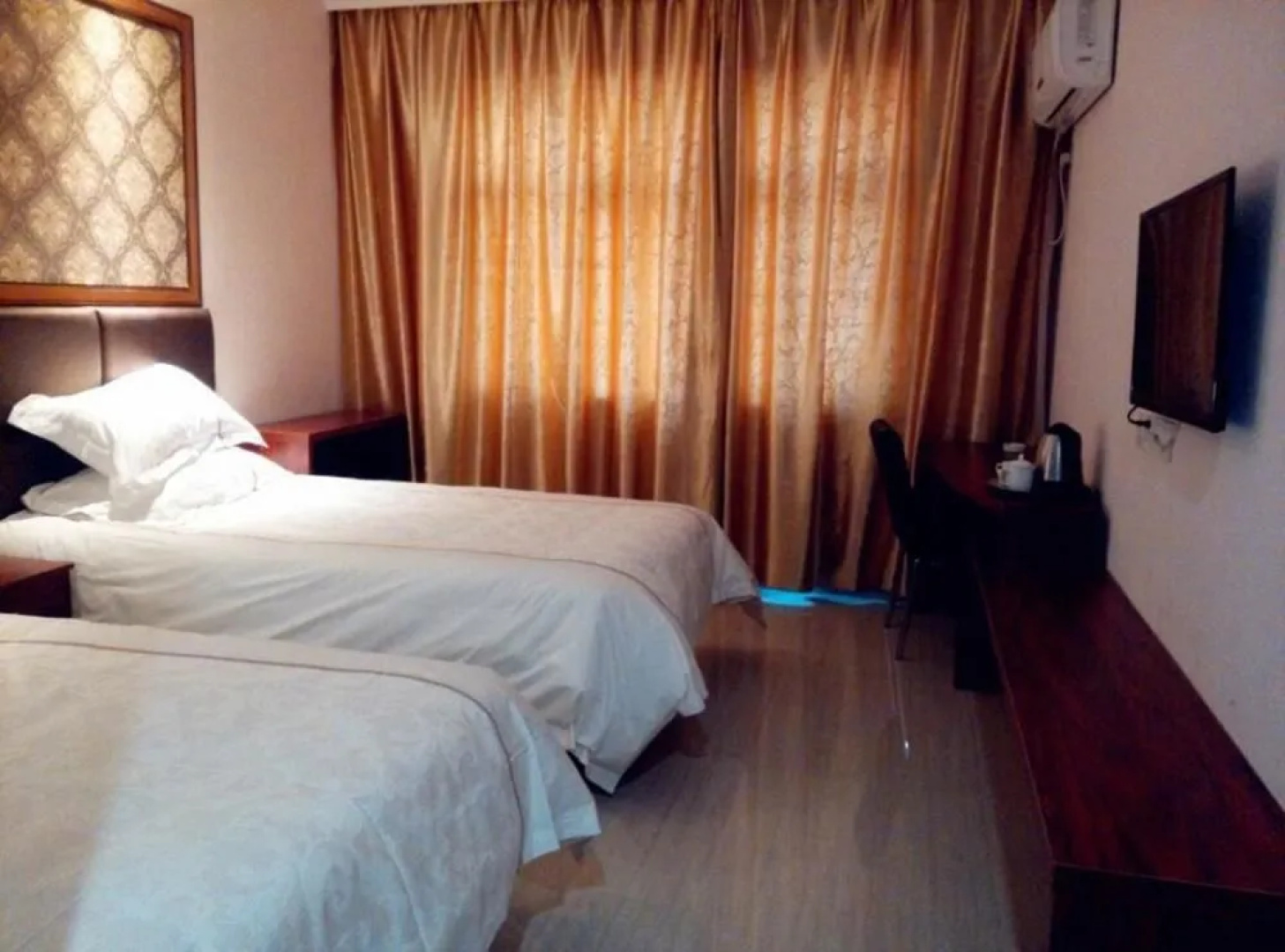 Jingjiu Grand Hotel