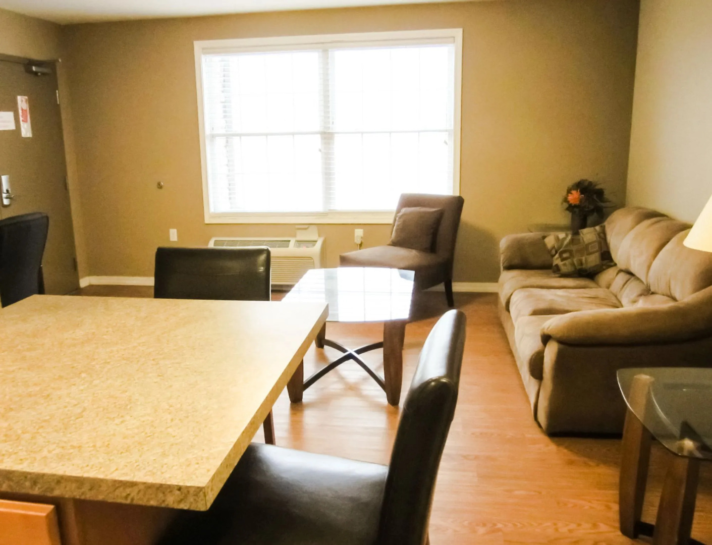 Bell's Extended Stay and Suites