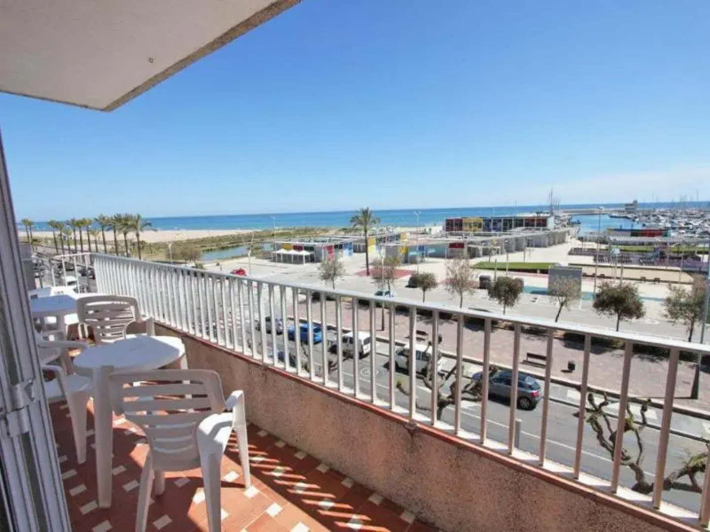 Apartamentos 3000 Marina DOr