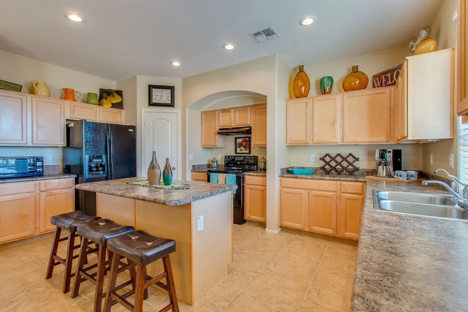 Taylor Trail - 4 Br home by RedAwning