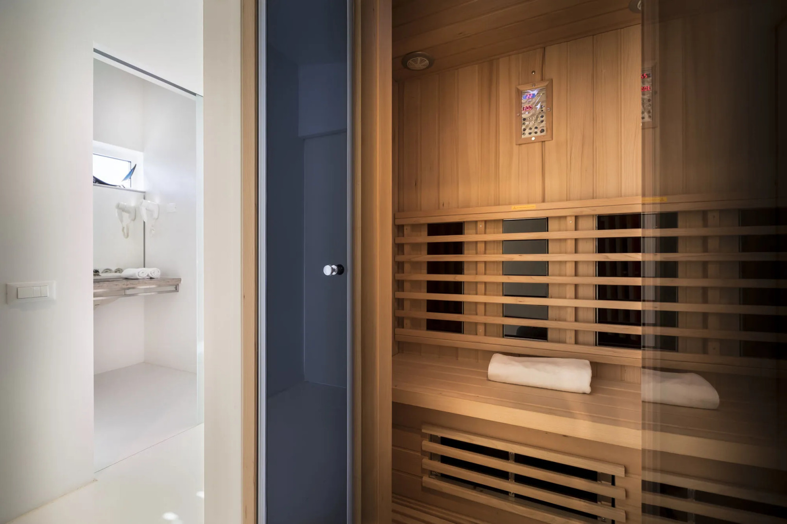 Rivalmare Boutique Hotel