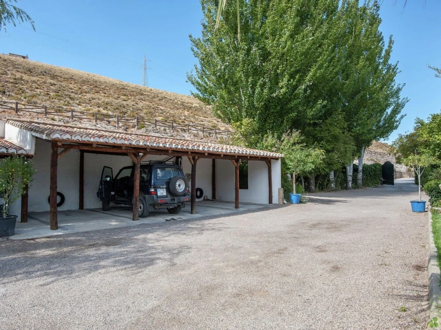 Rustic Cottage in El Padul With Swimming Pool