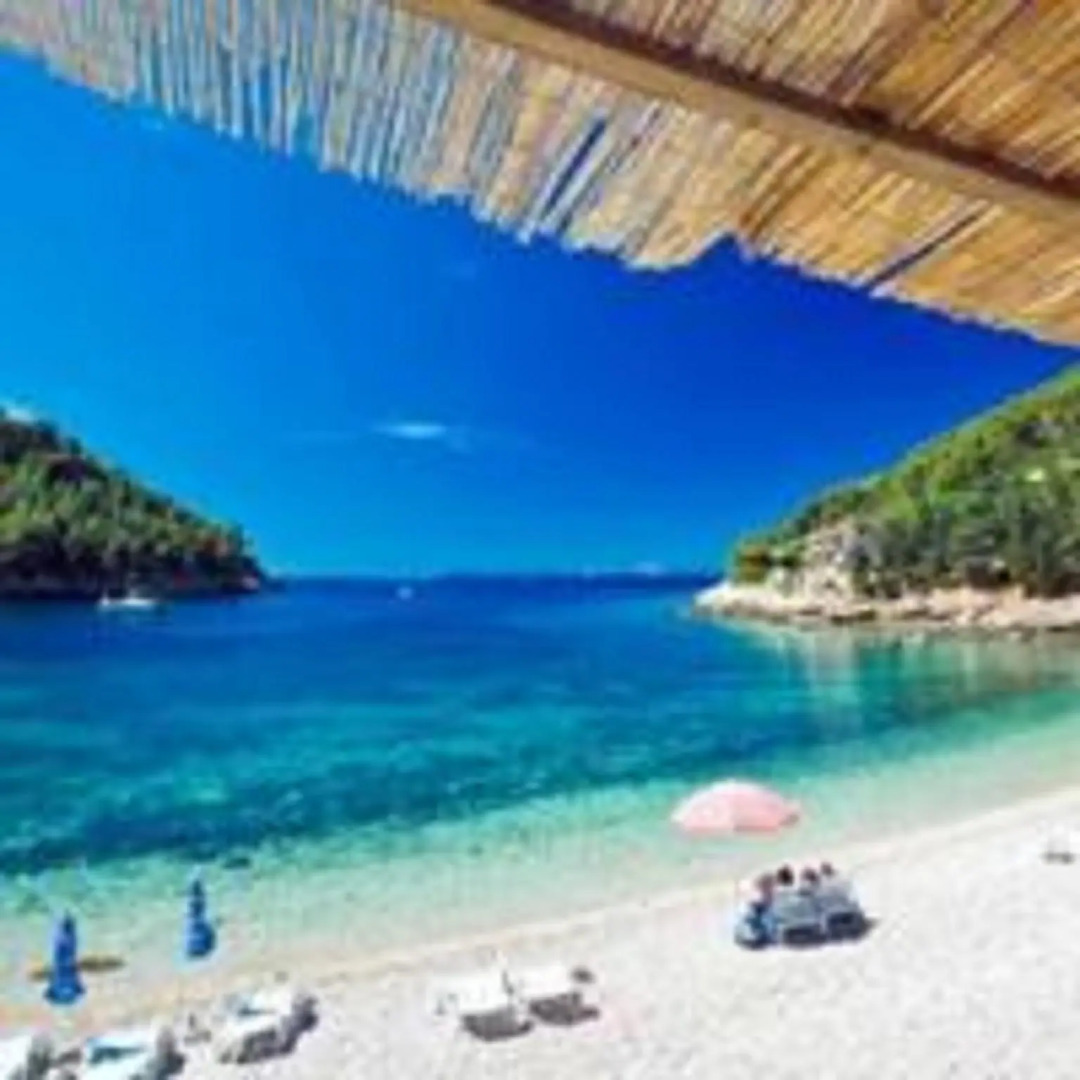 Dragan´s Den Hostel