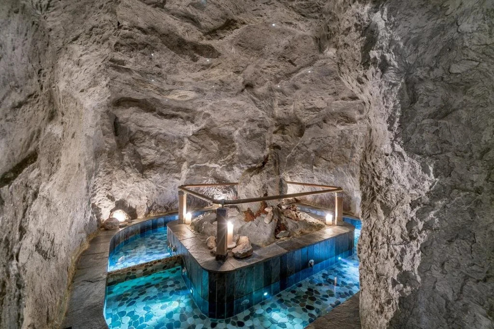 Aktiv- & Wellnesshotel Bergfried