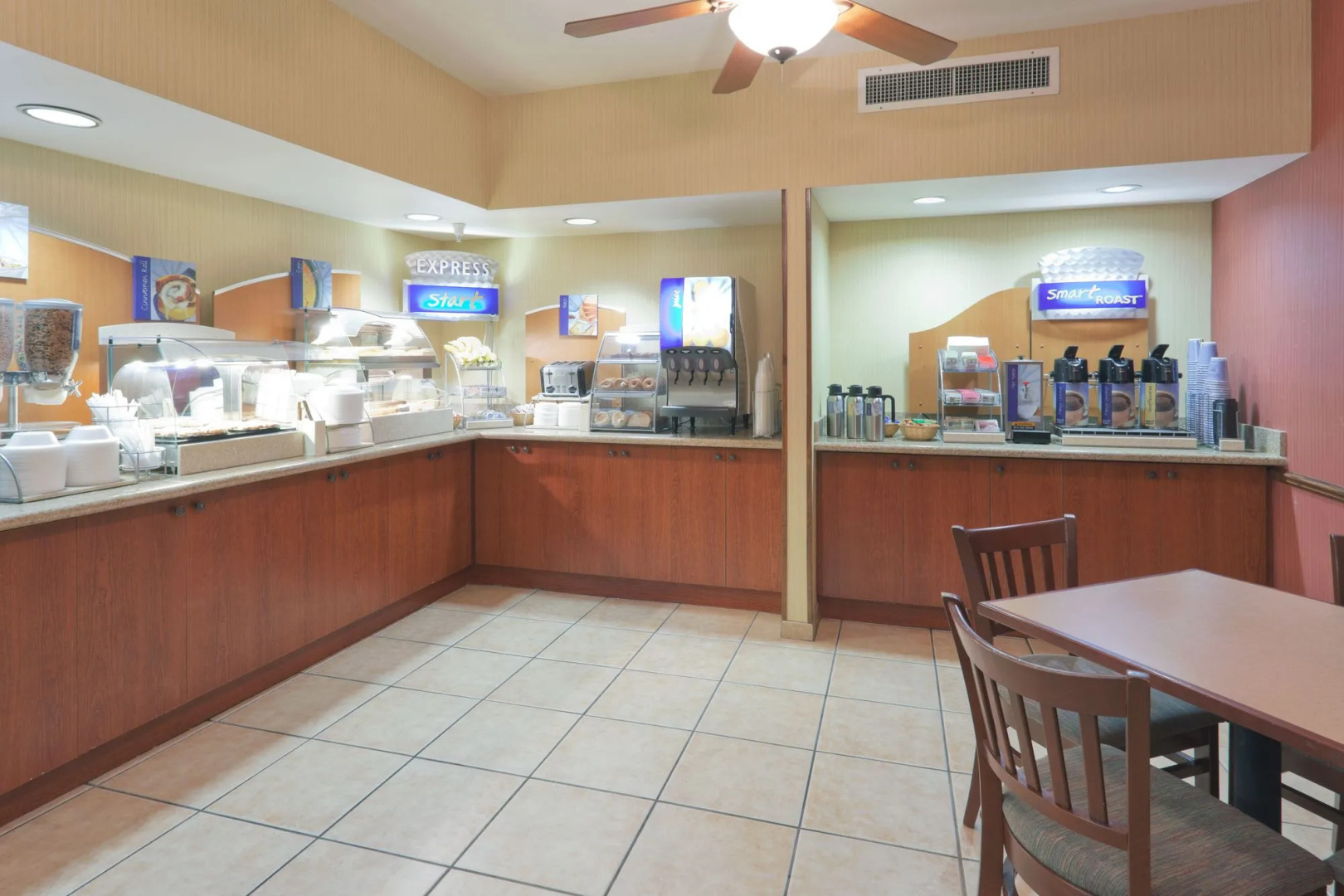 Holiday Inn Express Hotel & Suites Bishop by IHG