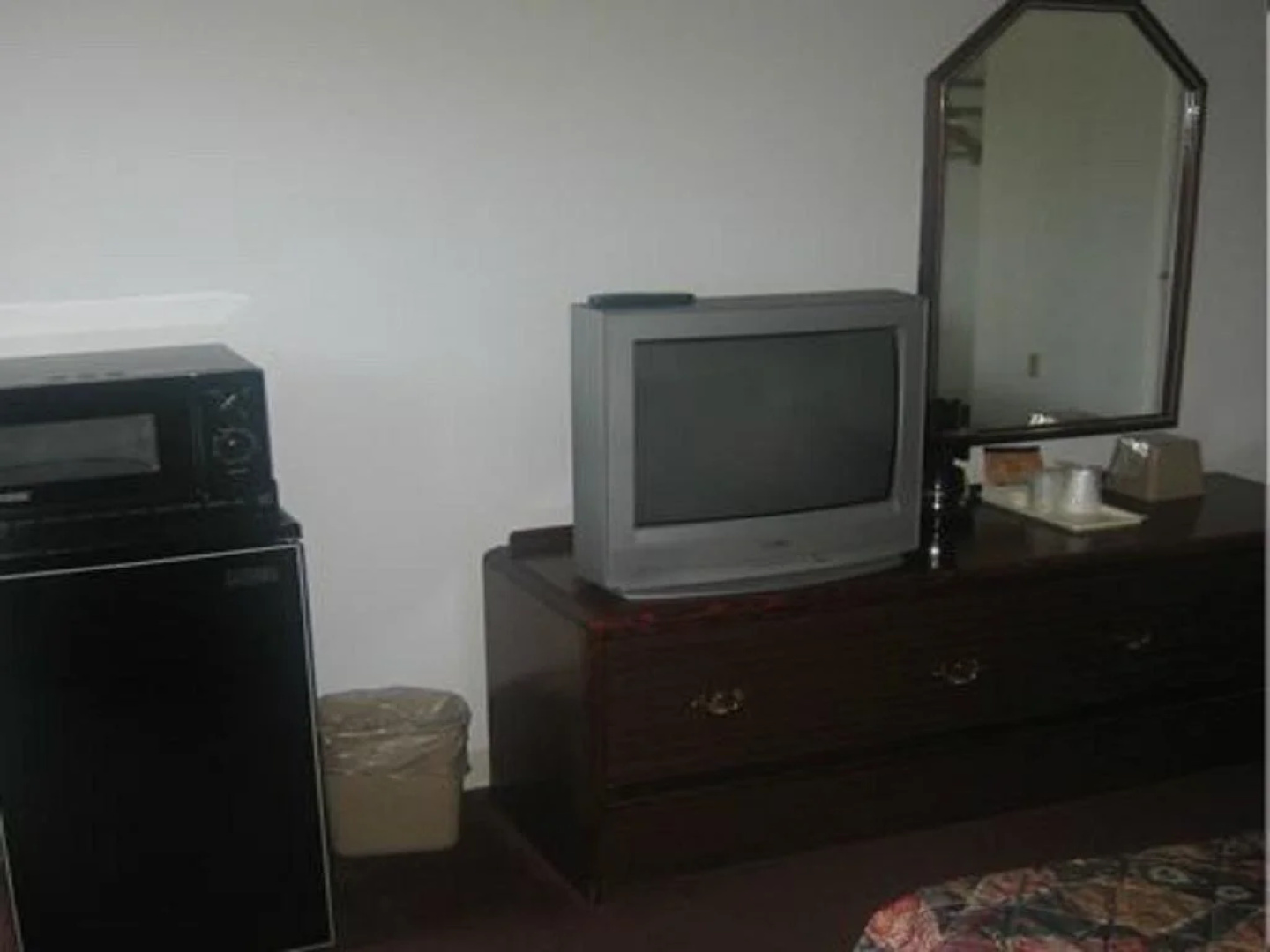 Embassy Inn