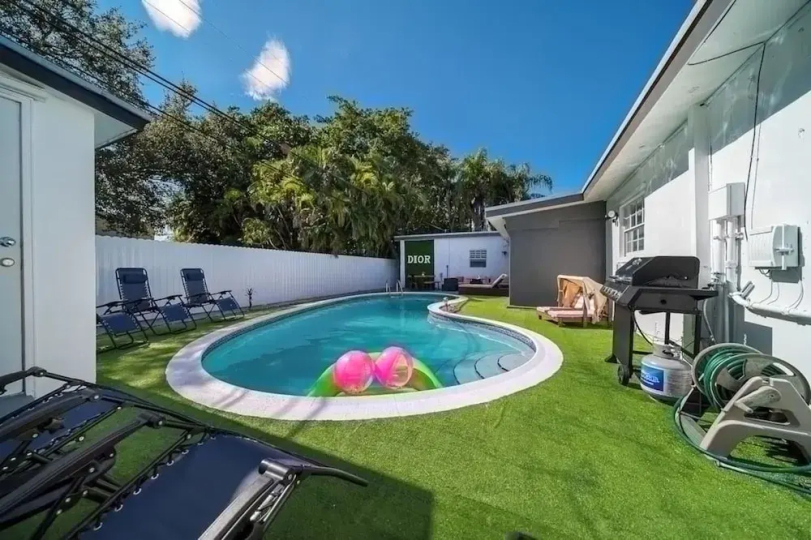 Spacious Home With Heated Pool