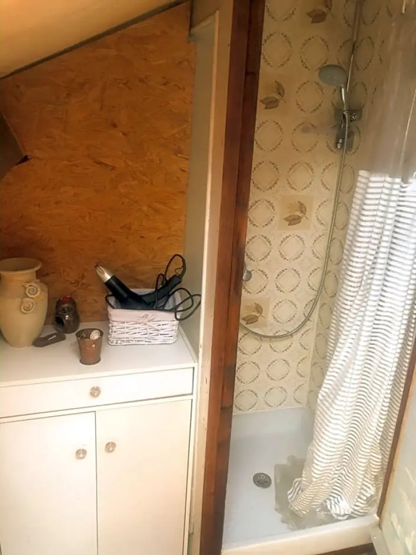 Séjour avec piscine chauffée