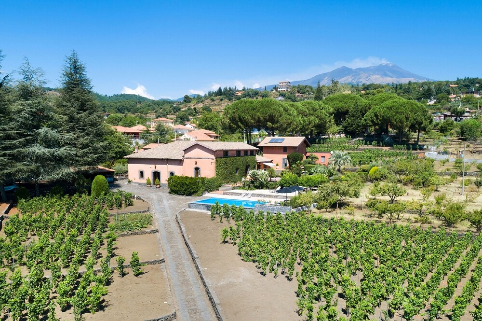 Villa With Private Pool Located on the Slopes of Etna - By Beahost Rentals