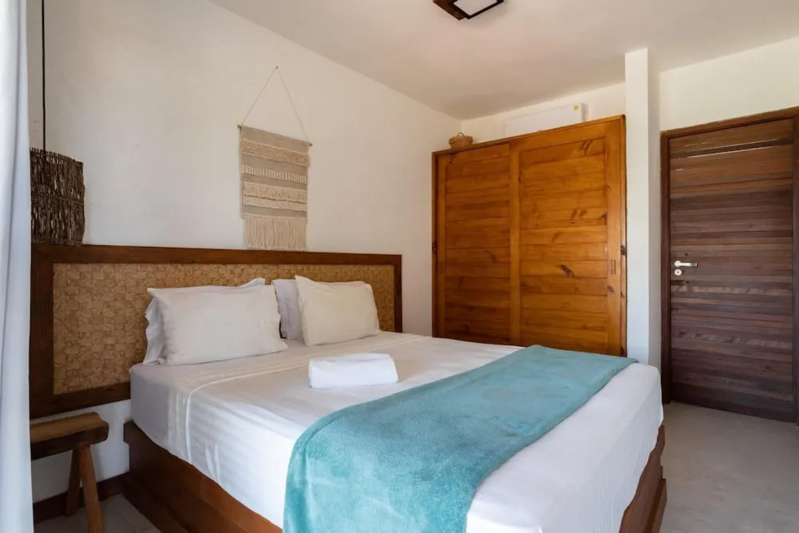 Maravilhosa Casa com Piscina em Frente Praia