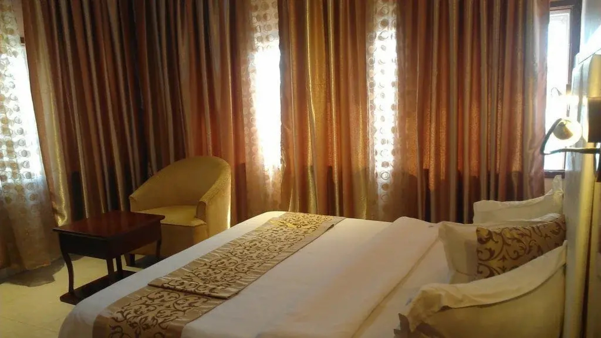 Sun Beach Hotel