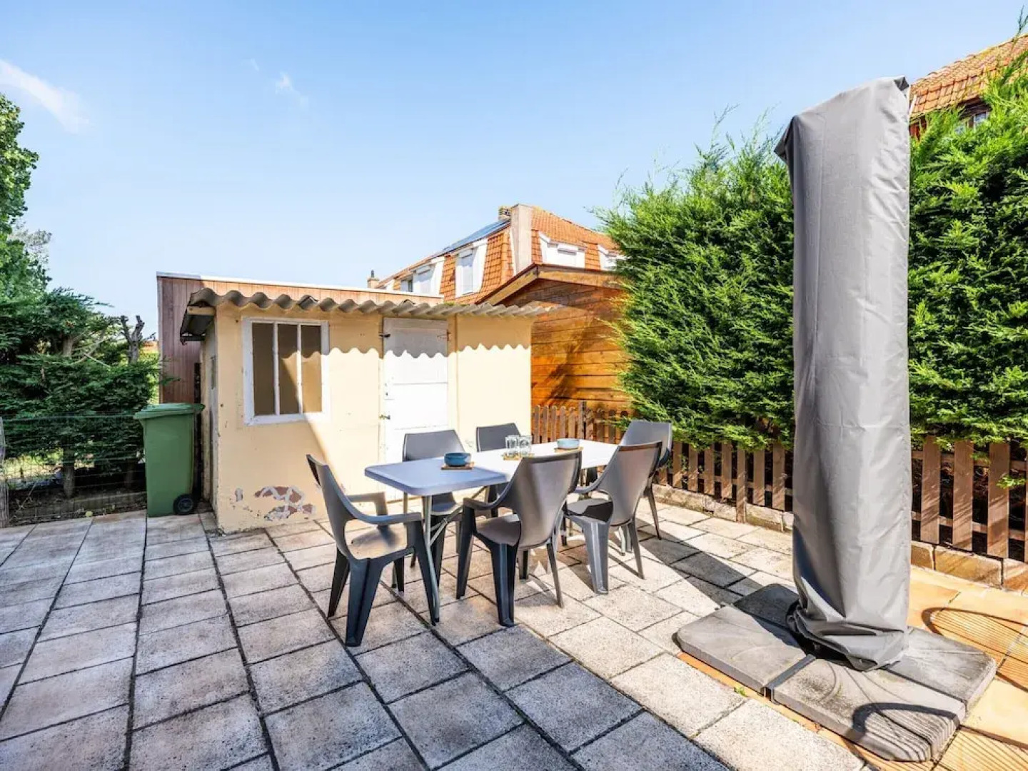 Villa Near Sea With BBQ and Play Attic