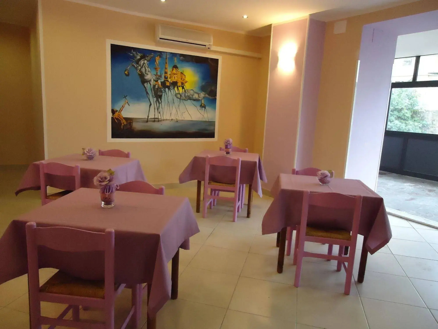 Hotel Dora