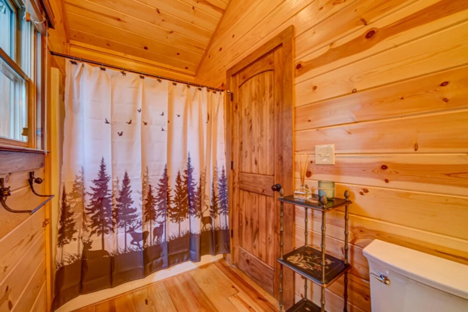 Aska Creek-n-view by Escape to Blue Ridge