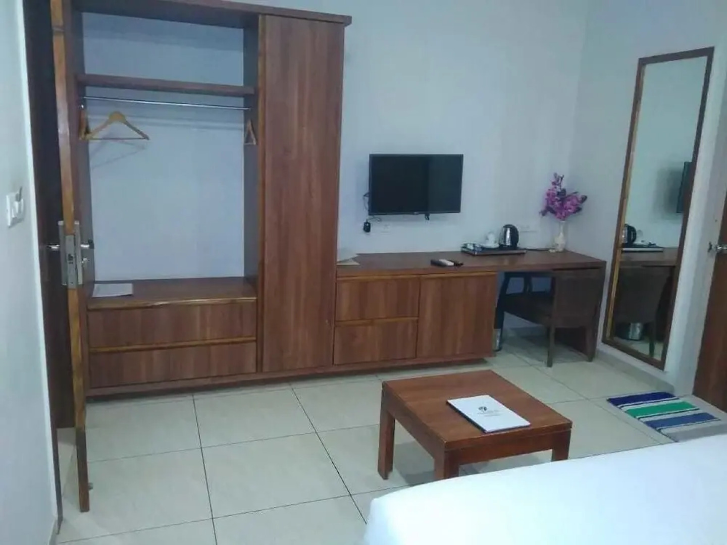 The Grand Vardhman Hotel