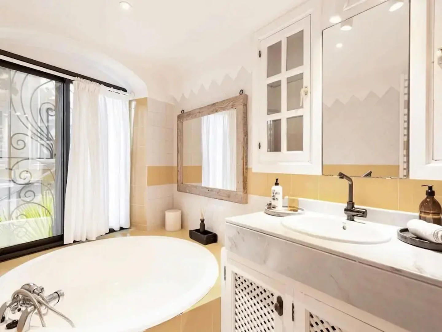 Holiday Home in Charming Decor