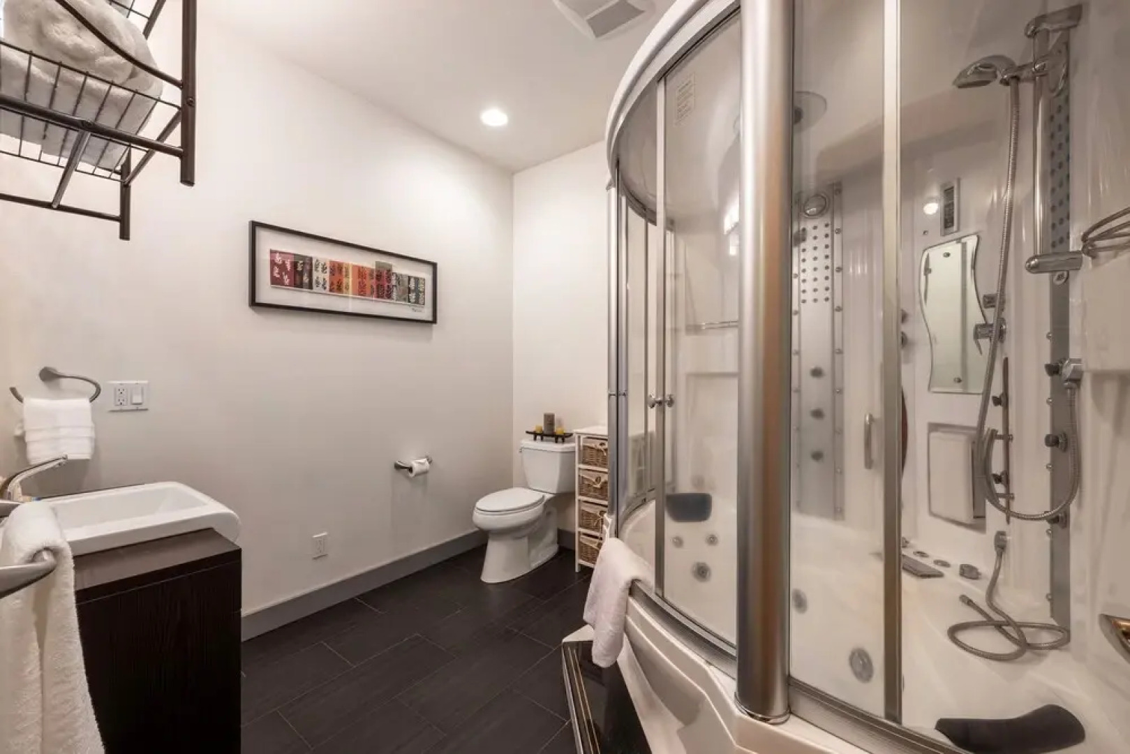 White Stag 4 Bedroom Home by RedAwning