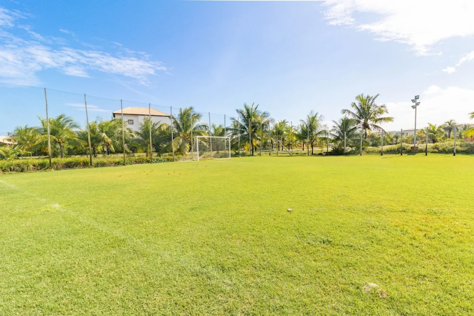 PF06 Ótimo Ap 2 Quartos - Praia do Forte