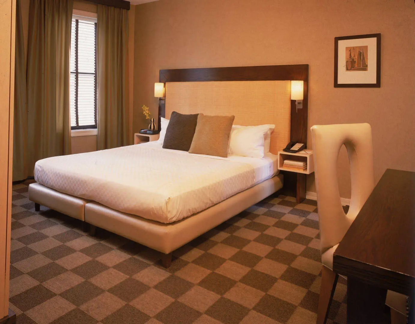 Отель Amsterdam Court