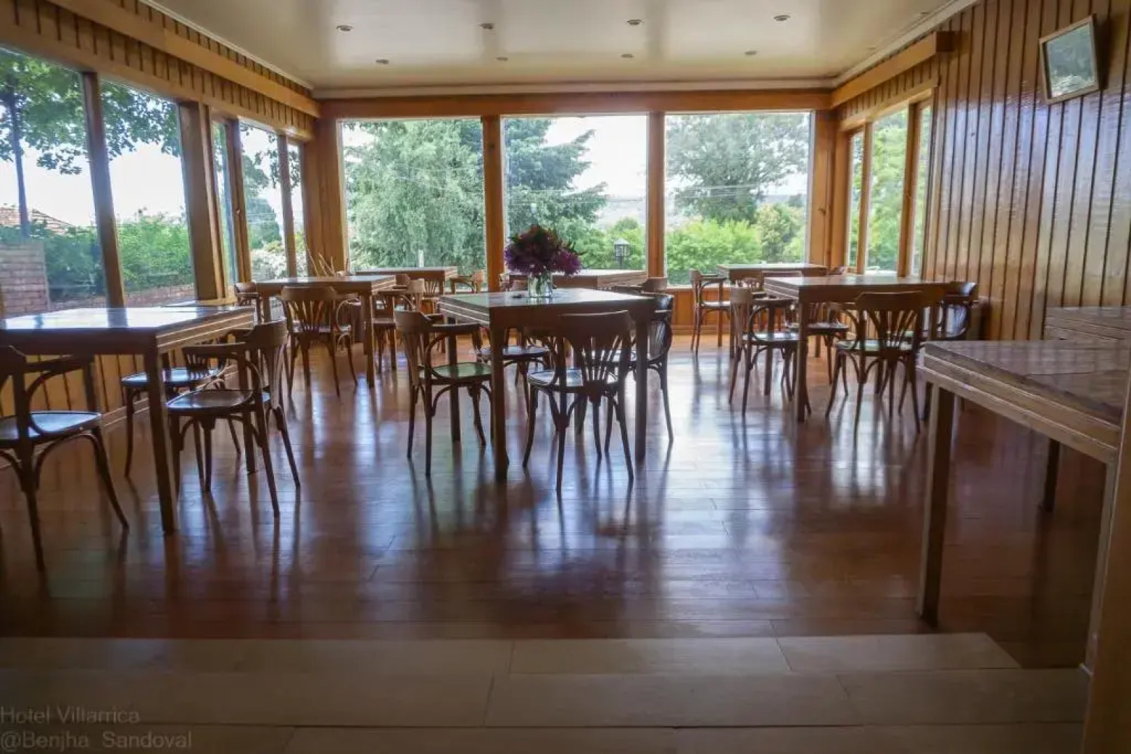 Hotel y Cabañas Villarrica