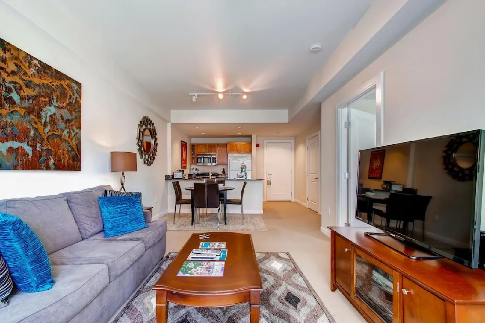 Global Luxury Suites at Friendship Village