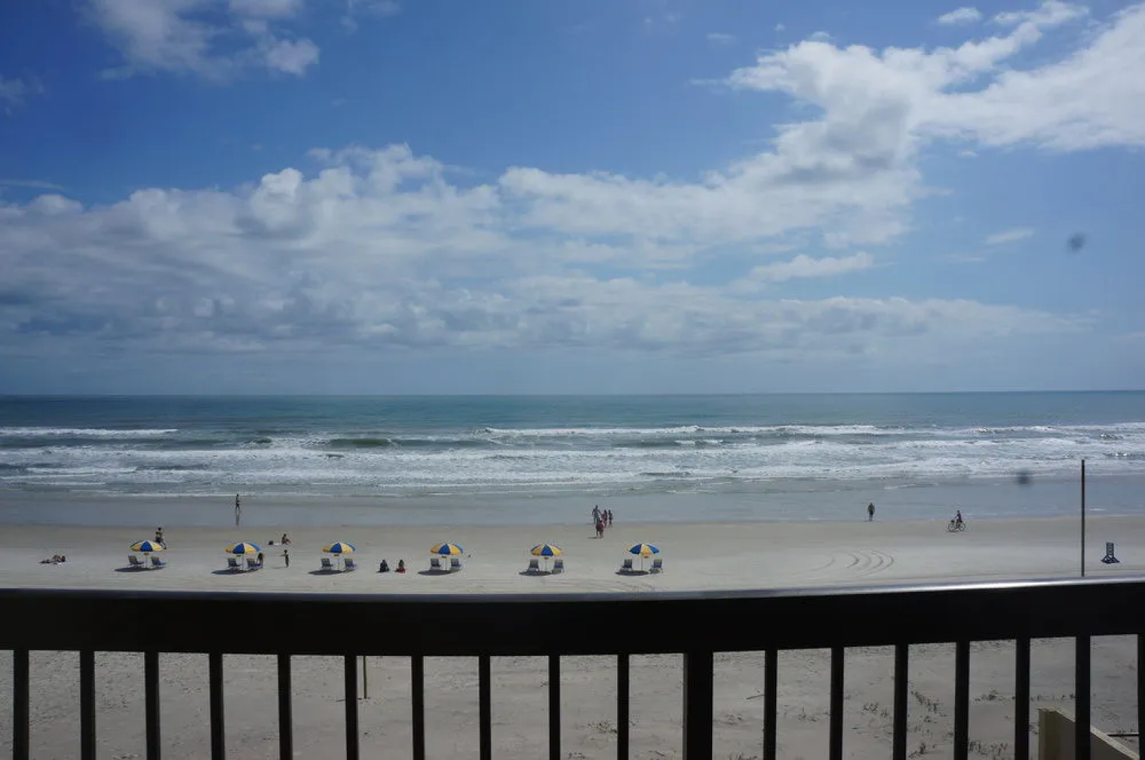 Holiday Inn Express Hotel & Suites Oceanfront Daytona Beach Shor