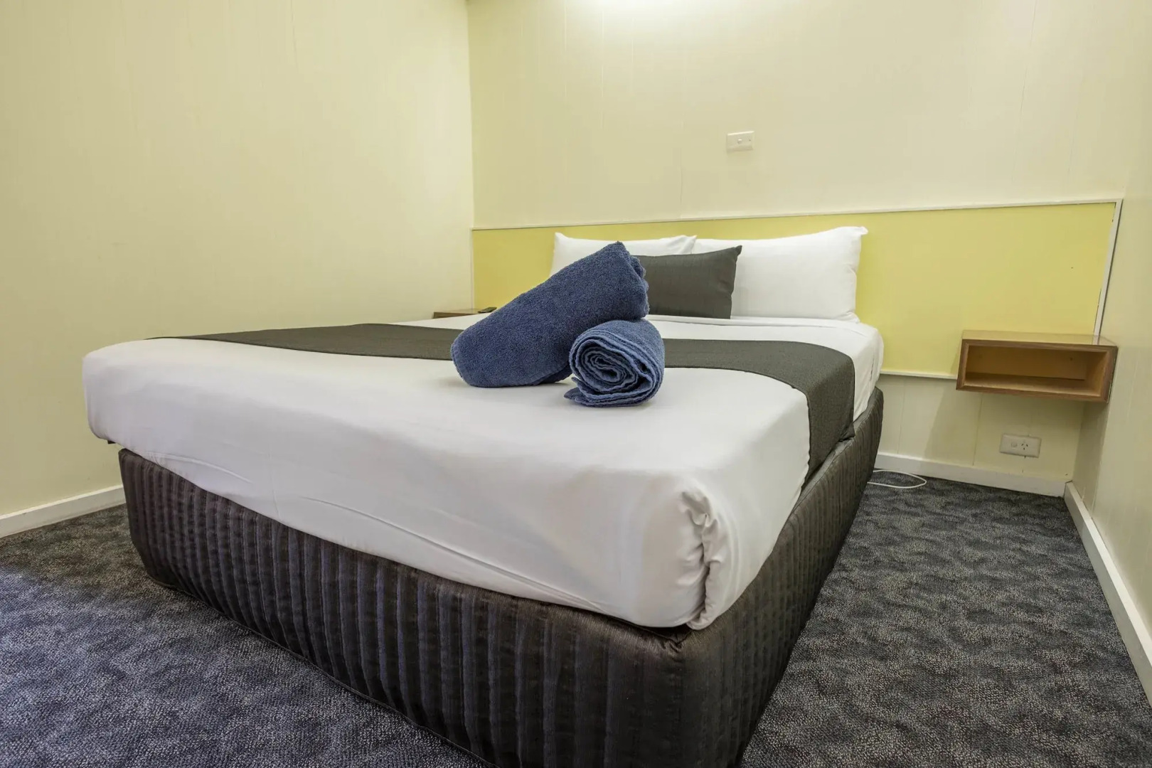 Pioneer Station Motor Inn