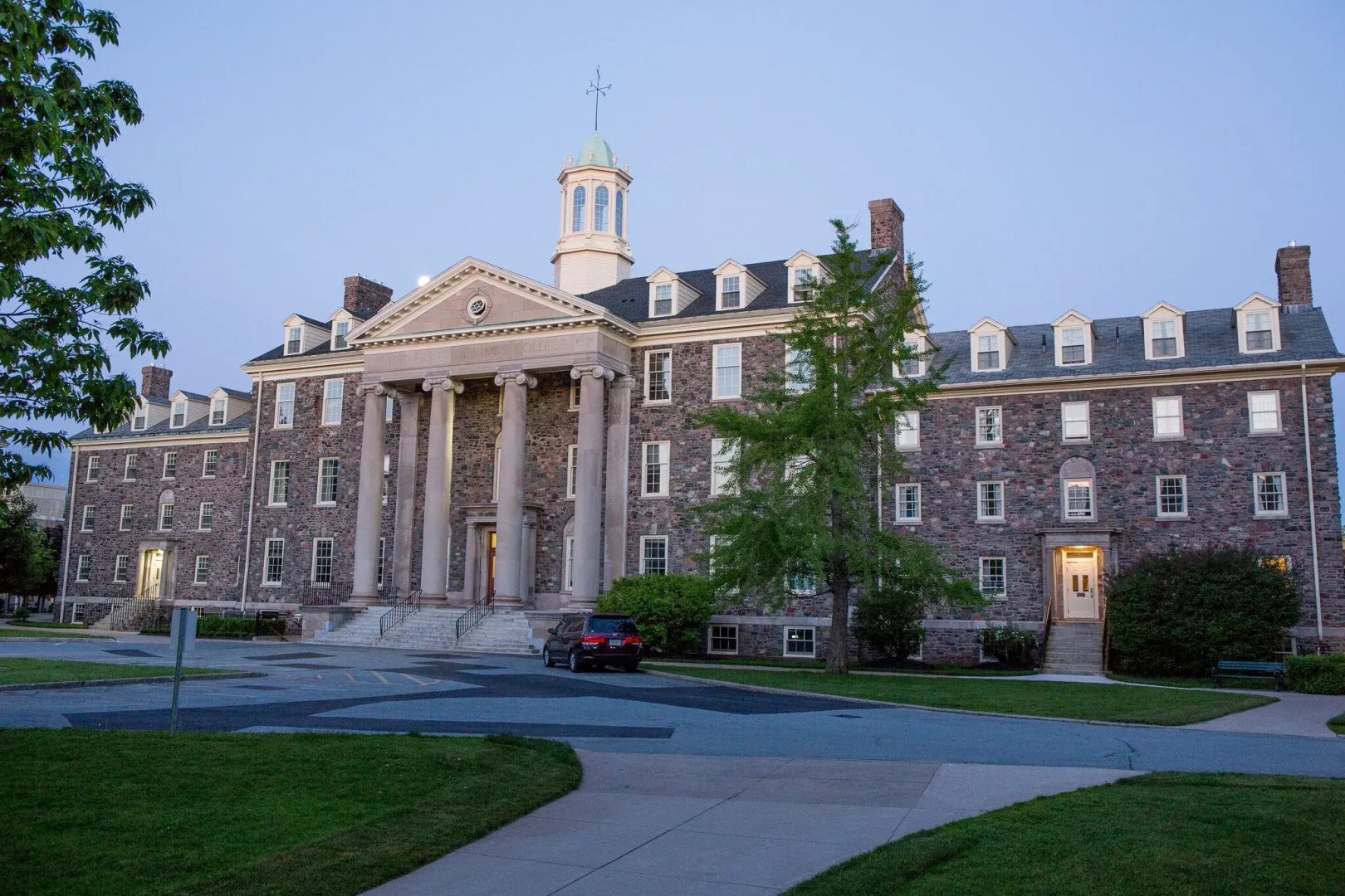 University of King's College