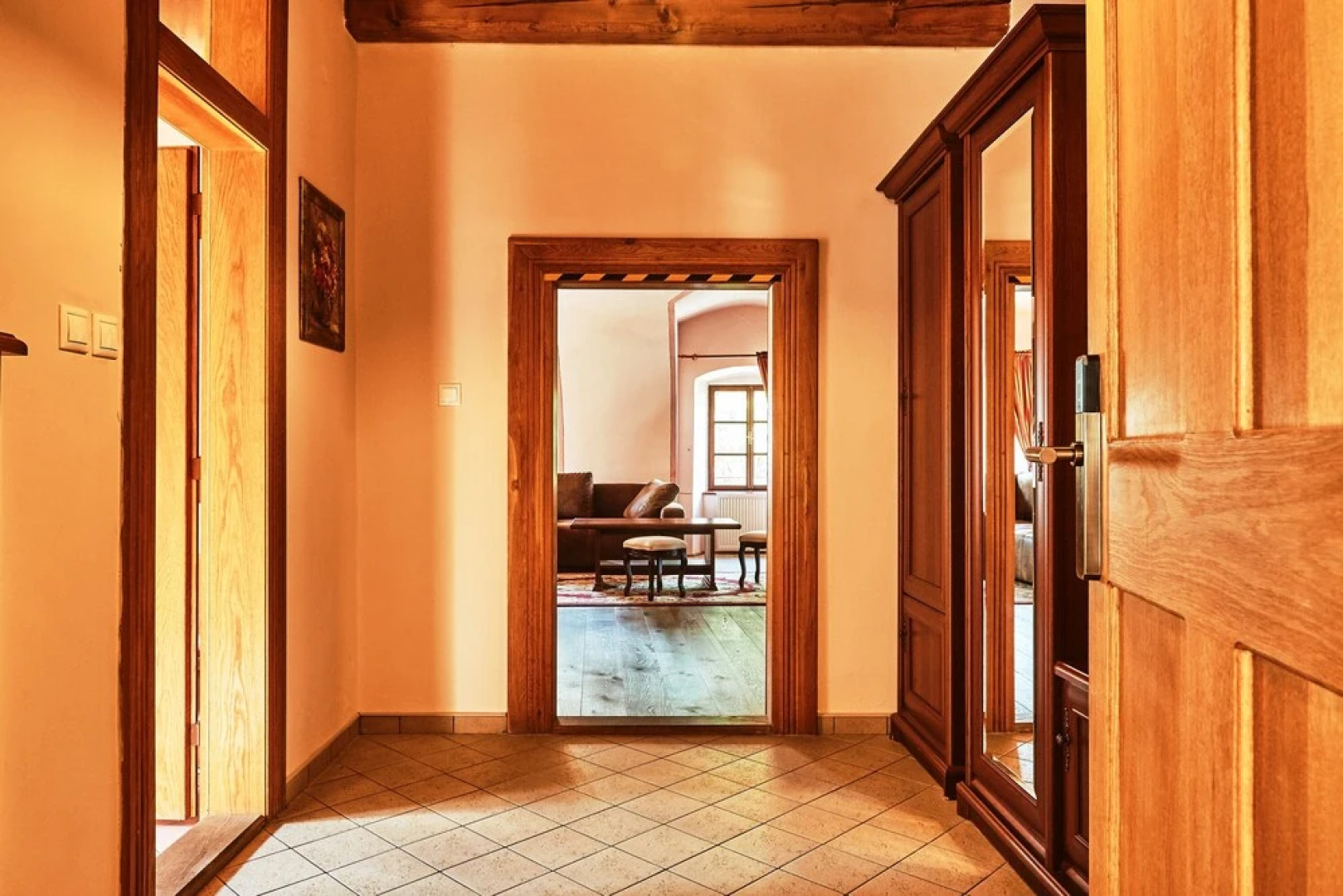 Resla Residence